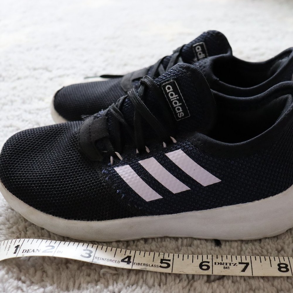 Kids Addidas Sneakers Size  3 (Girls)